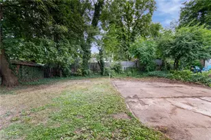 1061 Emma Ave, Akron, OH 44302 - Photo 32