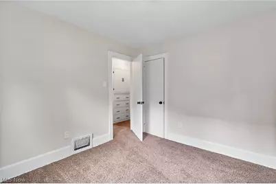 1061 Emma Avenue, Akron, OH 44302 - Photo 22