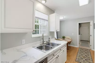 7555 Chandler Court, Northfield, OH 44067 - Photo 6