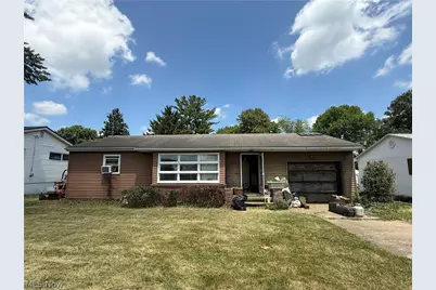 1149 Country Club Drive, Zanesville, OH 43701 - Photo 1