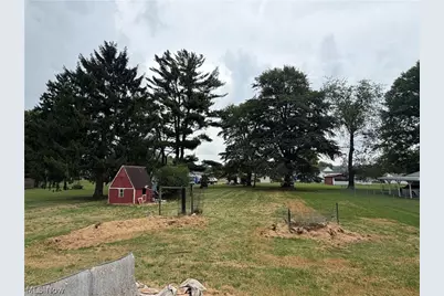 1149 Country Club Drive, Zanesville, OH 43701 - Photo 2