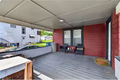 978 Wooster Road, Barberton, OH 44203 - Photo 2