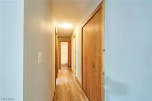 18550 Shaw Rd, Chagrin Falls, OH 44023 - Photo 16
