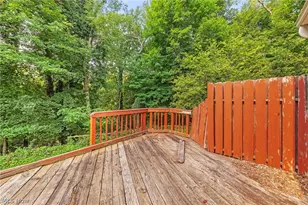 2380 Benton St, Akron, OH 44312 - Photo 26