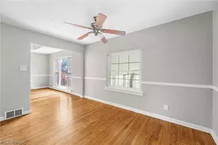 2380 Benton St, Akron, OH 44312 - Photo 8