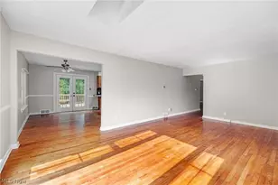 2380 Benton St, Akron, OH 44312 - Photo 6