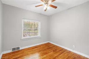 2380 Benton St, Akron, OH 44312 - Photo 14