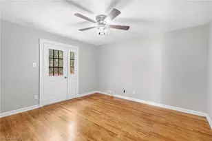 2380 Benton St, Akron, OH 44312 - Photo 16