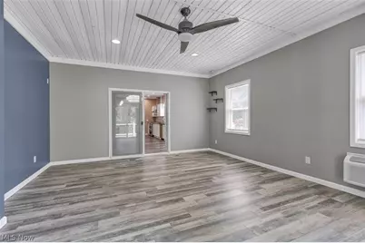 38155 Highgate Bluff Lane, Willoughby, OH 44094 - Photo 14