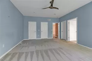 38155 Highgate Bluff Ln, Willoughby, OH 44094 - Photo 18