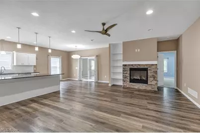 38155 Highgate Bluff Lane, Willoughby, OH 44094 - Photo 4