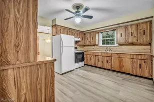 2725 Roberts Ave NW, Canton, OH 44709 - Photo 14