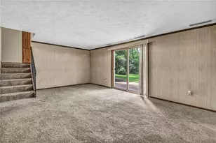 2725 Roberts Ave NW, Canton, OH 44709 - Photo 4