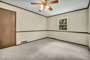 2725 Roberts Ave NW, Canton, OH 44709 - Photo 24