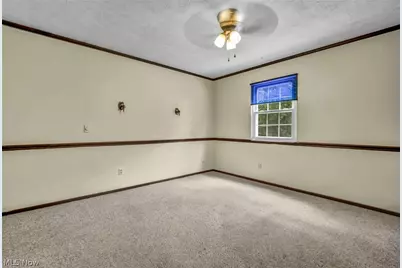 2725 Roberts Avenue NW, Canton, OH 44709 - Photo 32