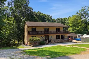 524 Ridgewood Blvd, Belpre, OH 45714 - Photo 2