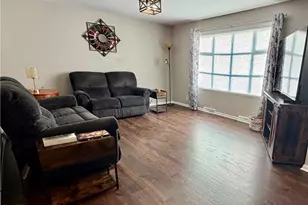 222 Petrick Ave, Mingo Junction, OH 43938 - Photo 2