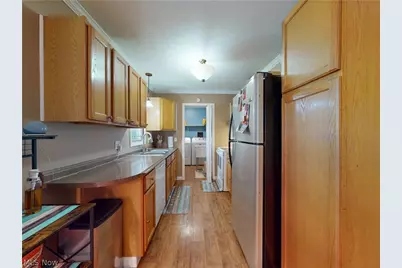 1575 Grove Avenue, Madison, OH 44057 - Photo 6