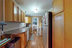 1575 Grove Ave, Madison, OH 44057 - Photo 6