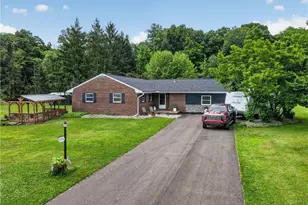6784 Grandview Dr, Andover, OH 44003 - Photo 2