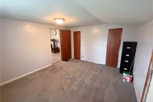 349 Fishers Ln, Zanesville, OH 43701 - Photo 12
