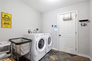 1544 E 86th St, Loveland, OH 44106 - Photo 24