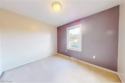 3233 Saint Charles Drive, Steubenville, OH 43952 - Photo 16