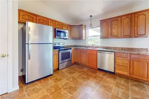 3233 St Charles Dr, Steubenville, OH 43952 - Photo 8