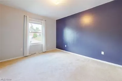 3233 Saint Charles Drive, Steubenville, OH 43952 - Photo 26