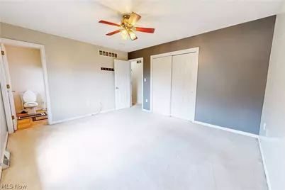 3233 Saint Charles Drive, Steubenville, OH 43952 - Photo 36