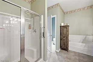 349 Springbrook Cir, Elyria, OH 44035 - Photo 20