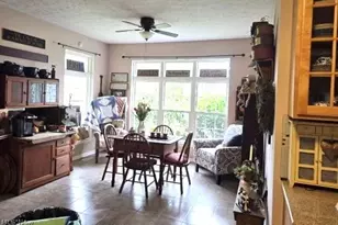349 Springbrook Cir, Elyria, OH 44035 - Photo 6
