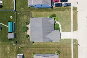 349 Springbrook Cir, Elyria, OH 44035 - Photo 30