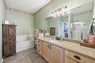 349 Springbrook Circle, Elyria, OH 44035 - Photo 18