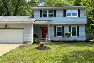 7619 Red Fox Dr, Boardman, OH 44512 - Photo 2