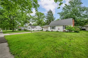 227 Fairfield Rd, Avon Lake, OH 44012 - Photo 4