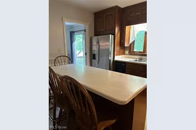 490 N Samuel Drive, Zanesville, OH 43701 - Photo 4