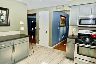 788 Idlewood Ave, Sheffield Lake, OH 44054 - Photo 4