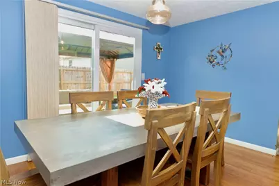 788 Idlewood Avenue, Sheffield Lake, OH 44054 - Photo 8