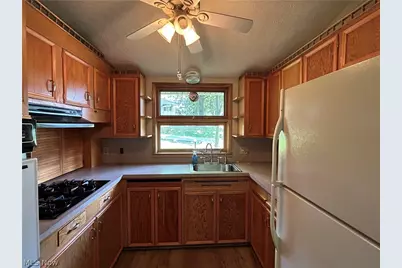 2305 Helena Avenue NW, Massillon, OH 44646 - Photo 12