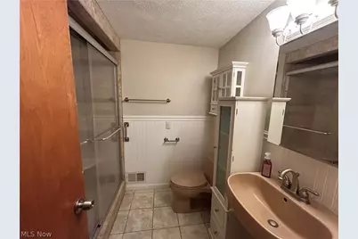 2305 Helena Avenue NW, Massillon, OH 44646 - Photo 16