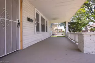 374 E 124th St, Loveland, OH 44108 - Photo 4