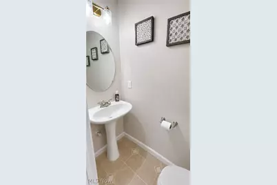 2923 Stratford Way, Willoughby Hills, OH 44092 - Photo 24
