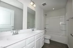 8728 Mavis Trl, Streetsboro, OH 44241 - Photo 14