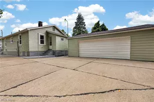 426 Queisner Ave, Lowellville, OH 44436 - Photo 34