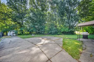 1925 Robindale St, Wickliffe, OH 44092 - Photo 34