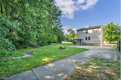1925 Robindale Street, Wickliffe, OH 44092 - Photo 32