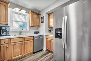 1925 Robindale St, Wickliffe, OH 44092 - Photo 14