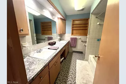 4423 Barrington Drive, Austintown, OH 44515 - Photo 16