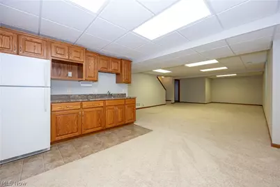 242 Woodbury Circle, Kidron, OH 44618 - Photo 18